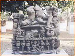 Jabalpur Rani Durgavati Memorial And Museum — India travel guide